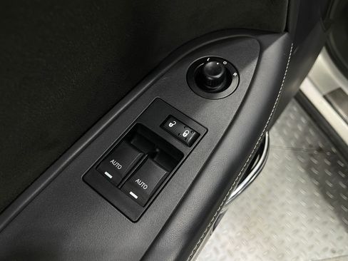 Used 2009 Dodge Challenger SRT8 w/ SRT Option Group II RWD image 14