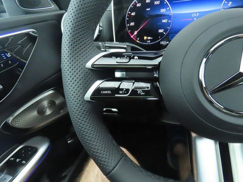 New 2025 Mercedes-Benz C 300 Sedan image 12