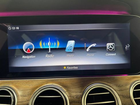 Used 2020 Mercedes-Benz E 350 4MATIC Sedan image 20