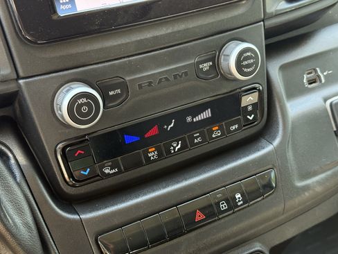 Used 2023 RAM ProMaster 2500 FWD image 21
