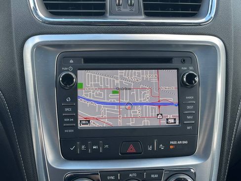 Used 2017 GMC Acadia Limited SLT AWD/4WD image 14
