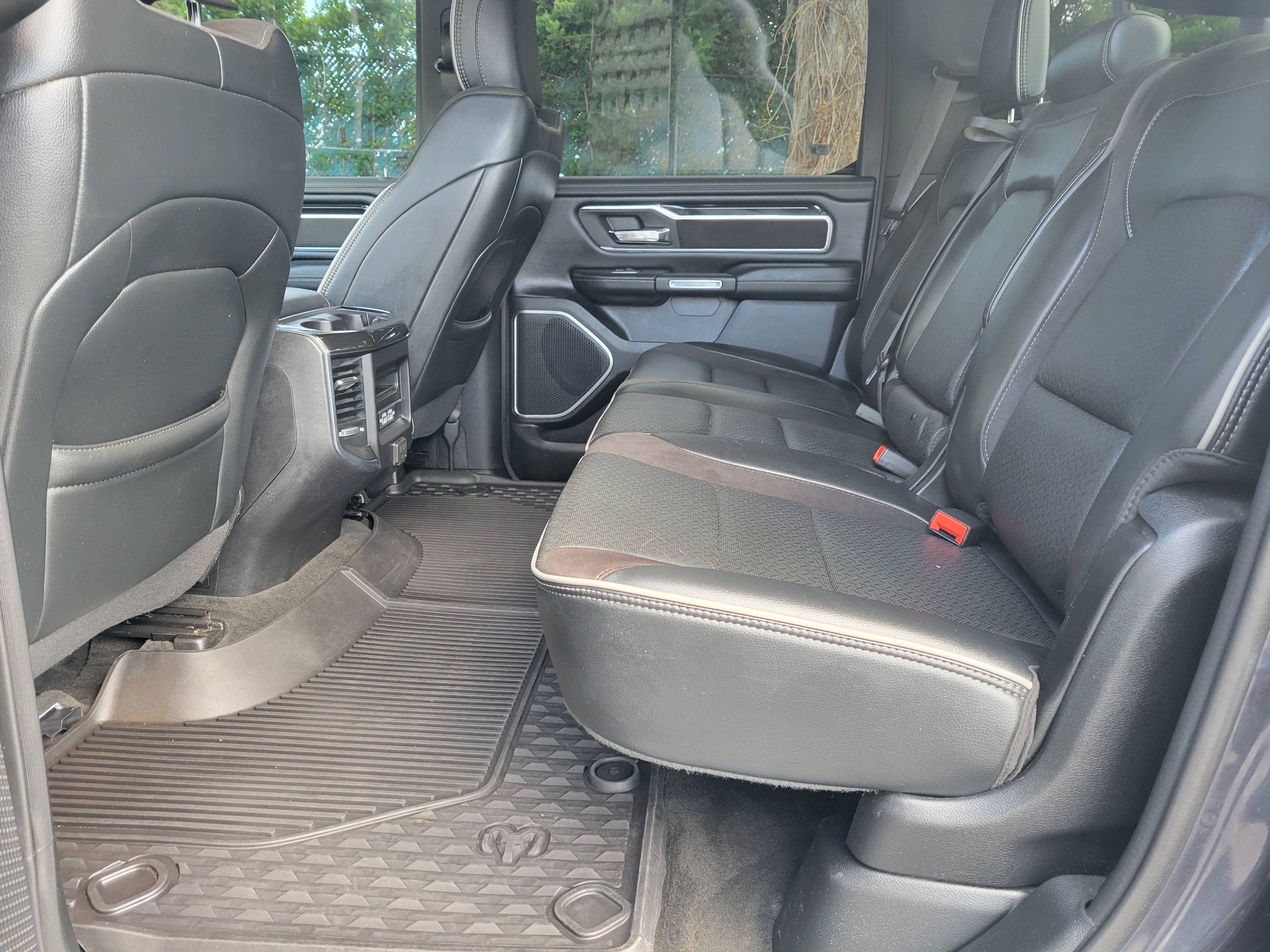 Used 2021 RAM 1500 Laramie w/ Sport Appearance Package AWD/4WD image 36