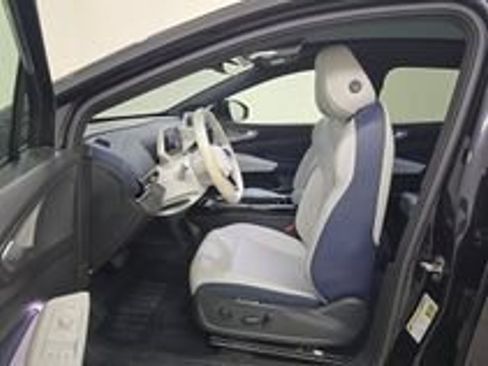 Used 2023 Volkswagen ID.4 Pro S AWD/4WD image 17