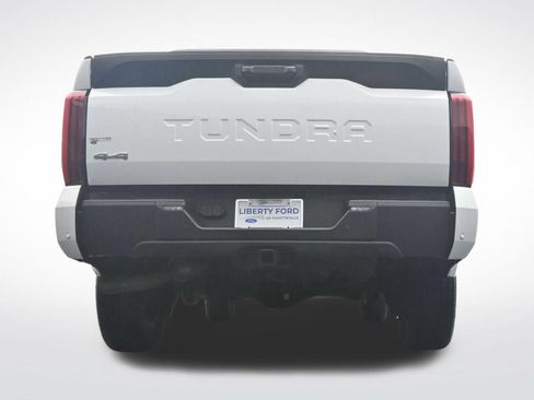 Used 2024 Toyota Tundra SR5 w/ SR5 Premium Package AWD/4WD image 37