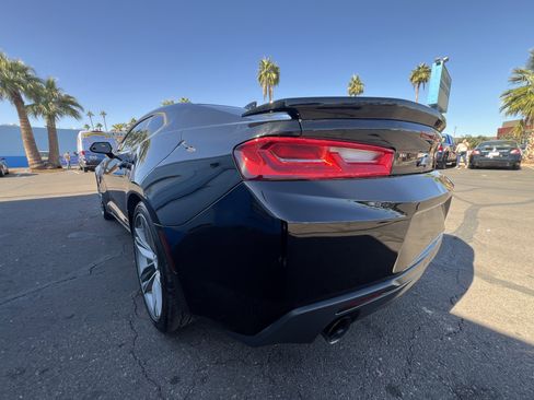 Used 2017 Chevrolet Camaro LT image 5