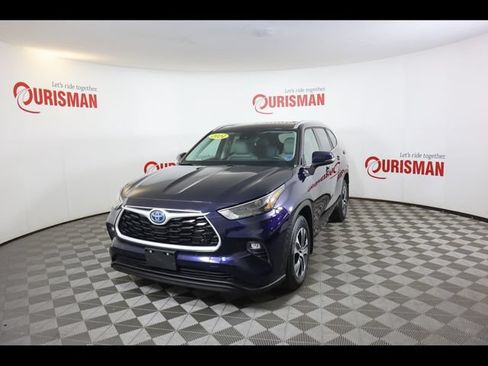 Used 2021 Toyota Highlander Platinum AWD/4WD image 1
