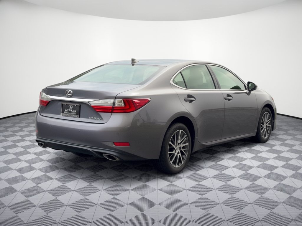 Used 2016 Lexus ES 350 w/ Luxury Package w/Wood Trim FWD image 9