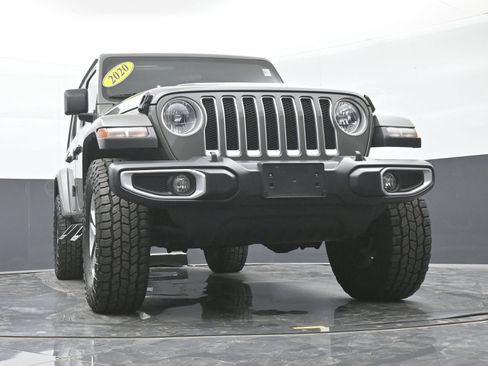 Used 2020 Jeep Wrangler Unlimited Sahara w/ Cold Weather Group AWD/4WD image 41