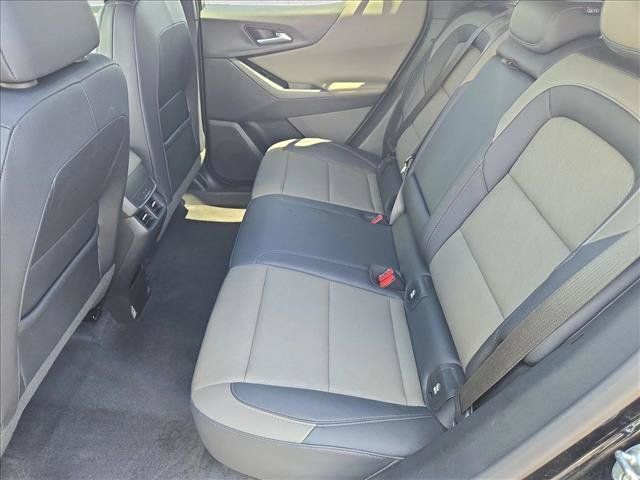 Certified 2025 Chevrolet Equinox LT w/ Convenience Package II FWD image 18