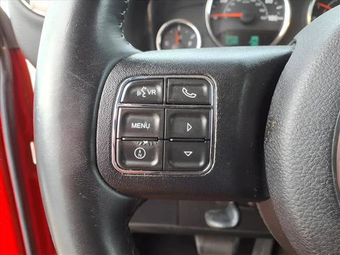 Used 2015 Jeep Wrangler Unlimited Sahara w/ Connectivity Group image 19