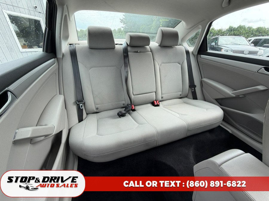 Used 2016 Volkswagen Passat 1.8T S FWD image 16