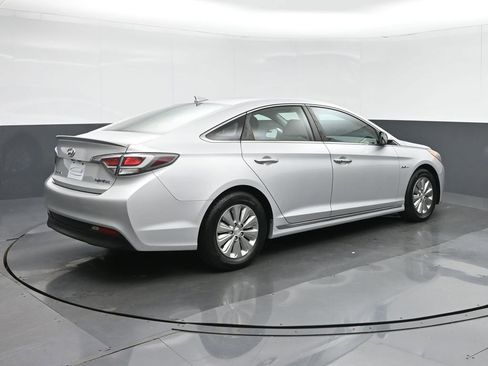 Used 2016 Hyundai Sonata SE image 7