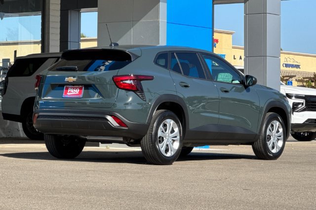 New 2026 Chevrolet Trax LS w/ Driver Confidence Package FWD image 6