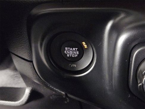 Used 2020 Jeep Gladiator Rubicon image 23