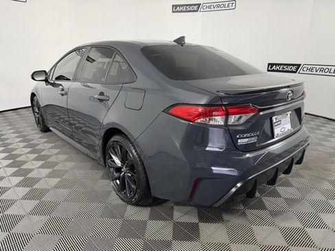Used 2023 Toyota Corolla SE image 4