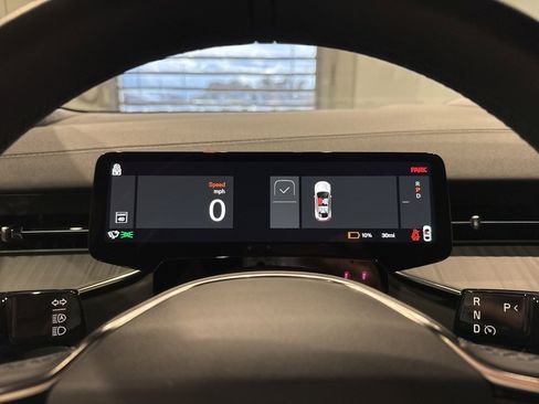 Used 2025 Polestar Polestar 3 image 24