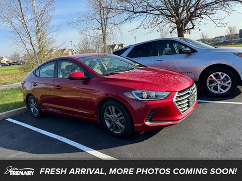 Used 2018 Hyundai Elantra SEL image 1