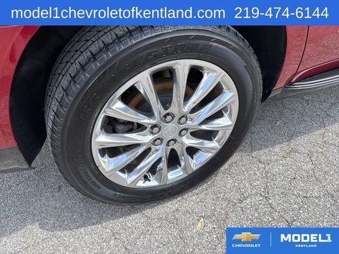Used 2021 Buick Enclave Premium w/ Sun and Sites Package FWD image 5