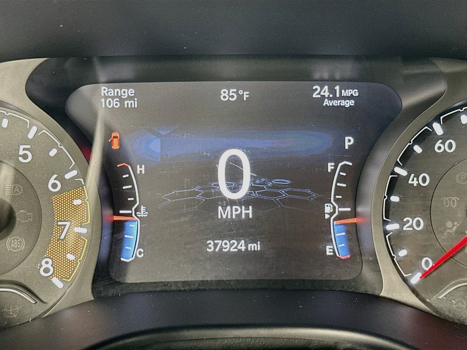 Used 2024 Jeep Compass Latitude w/ Convenience Group AWD/4WD image 12