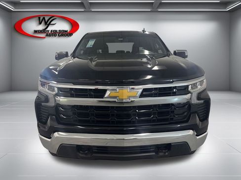 Used 2026 Chevrolet Silverado 1500 LT AWD/4WD image 2