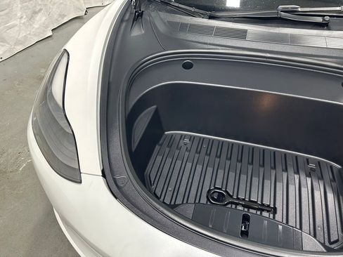 Used 2023 Tesla Model 3 Standard Range image 60