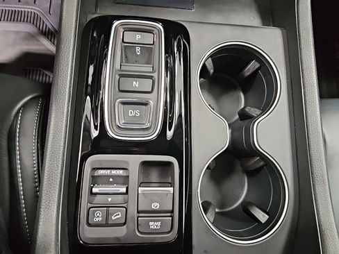 Used 2025 Honda Pilot EX-L image 22