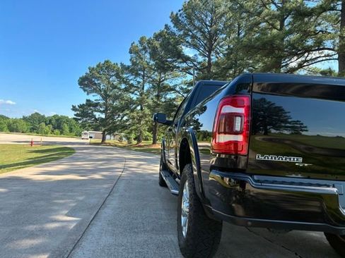 Used 2022 RAM 2500 Laramie AWD/4WD image 11