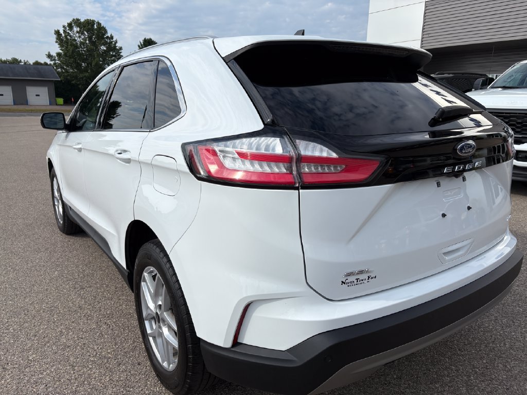 Used 2024 Ford Edge SEL w/ Convenience Package AWD/4WD image 8