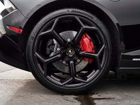 Used 2023 Lamborghini Huracan Tecnica image 29