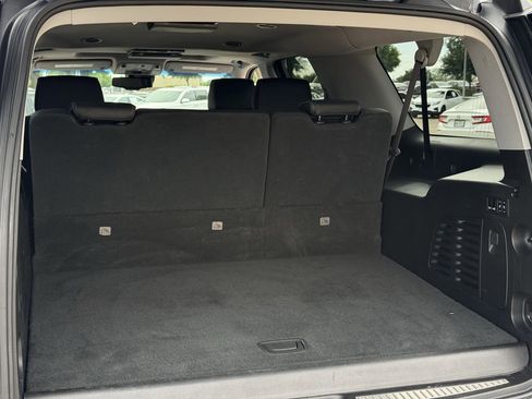 Used 2019 GMC Yukon XL Denali w/ Denali Ultimate Package image 26