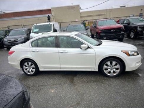 Used 2010 Honda Accord EX-L image 4