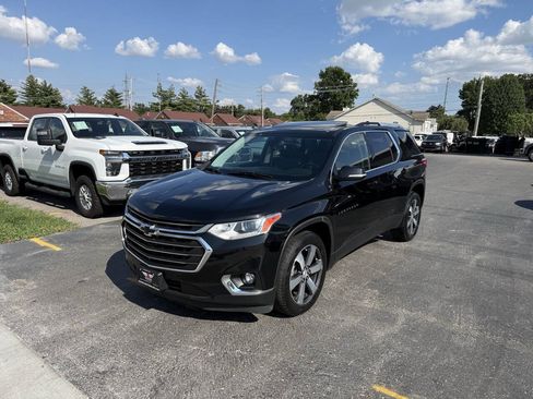 Used 2018 Chevrolet Traverse LT FWD image 3