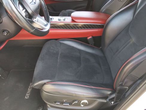 Used 2022 Genesis GV70 3.5T Sport w/ Sport Prestige Package image 16