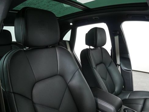New 2026 Porsche Macan S AWD/4WD image 25