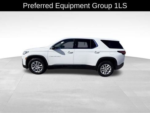 Used 2024 Chevrolet Traverse LS image 4