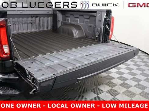 Certified 2022 GMC Sierra 1500 Denali image 8