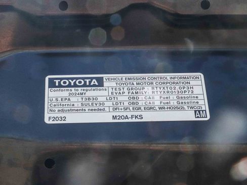 Certified 2024 Toyota Corolla Cross LE w/ Moonroof Package AWD/4WD image 26
