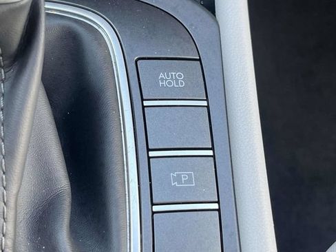 Used 2025 Hyundai Kona SEL AWD/4WD image 18