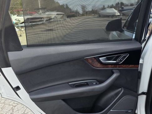 Used 2018 Audi Q7 3.0T Prestige AWD/4WD image 14