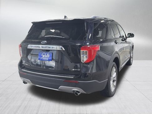 Used 2023 Ford Explorer Limited image 7