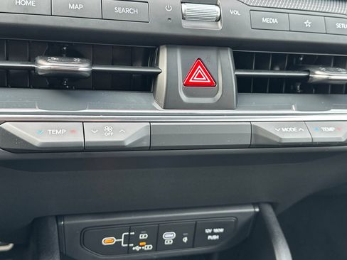 Used 2025 Kia K4 GT-Line Turbo image 27