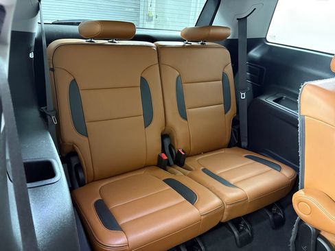 Used 2020 GMC Acadia AT4 w/ Driver Alert Package II AWD/4WD image 33