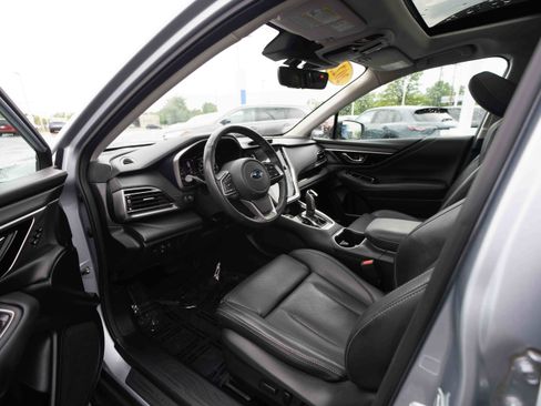 Used 2023 Subaru Outback Limited AWD/4WD image 8