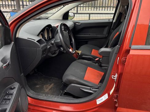 Used 2009 Dodge Caliber SXT image 3