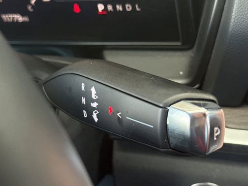Used 2026 GMC Terrain Denali AWD/4WD image 32