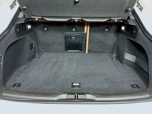 Used 2022 Maserati Levante Modena image 25