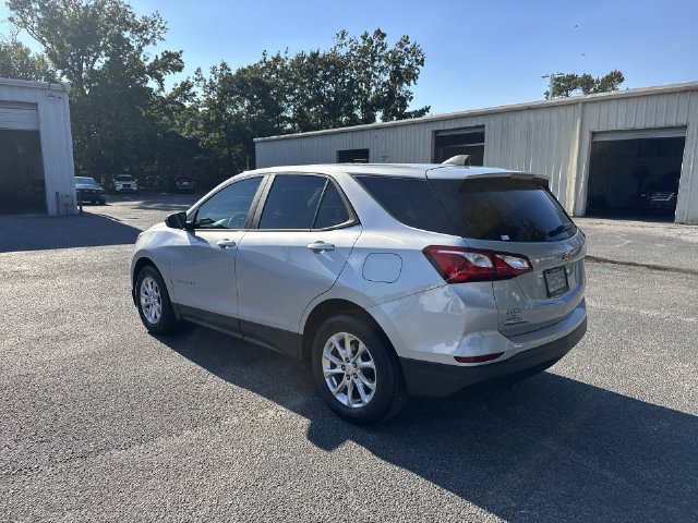 Used 2020 Chevrolet Equinox LS w/ LS Convenience Package FWD image 7