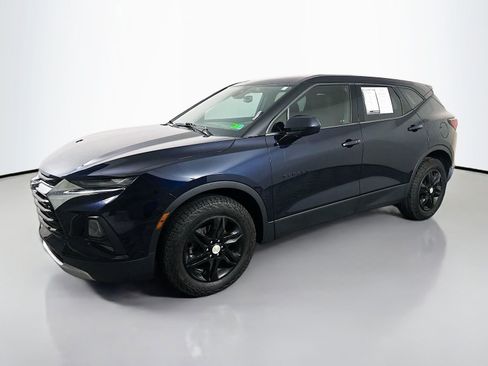 Used 2021 Chevrolet Blazer LT AWD/4WD image 3