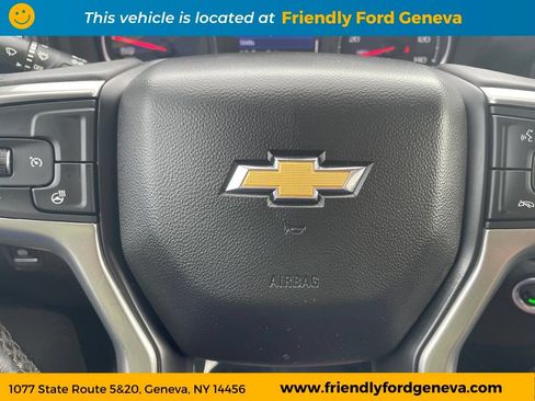 Used 2022 Chevrolet Silverado 1500 LT w/ Bed Protection Package AWD/4WD image 18