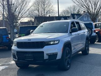 New 2025 Jeep Grand Cherokee L Limited w/ Black Appearance Package video 2